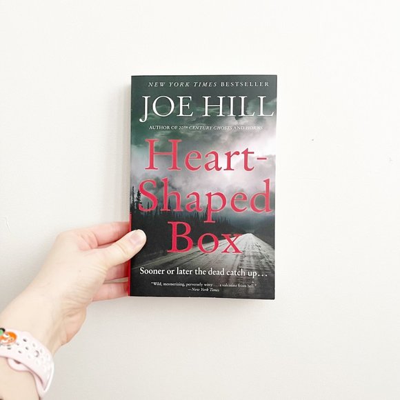 ✨ NWT Heart Shaped Box Soft Cover Novel | Joe Hill - Picture 1 of 4